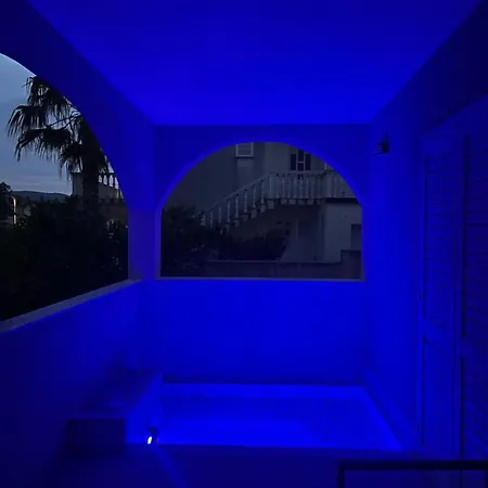 Manu Jacuzzi Hvar Stari Grad (Hvar)